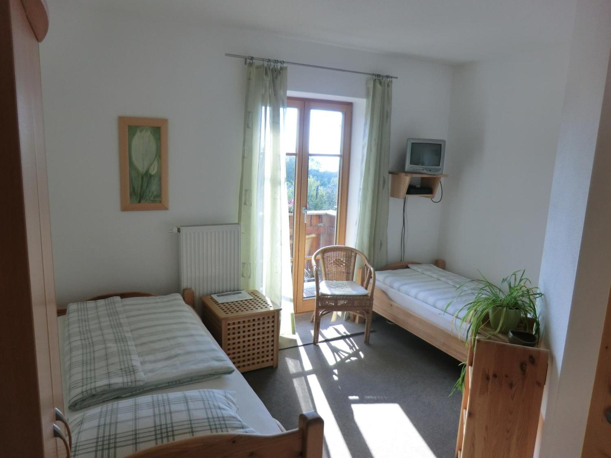 Zum Horizont Hotel Deggendorf Eksteriør billede